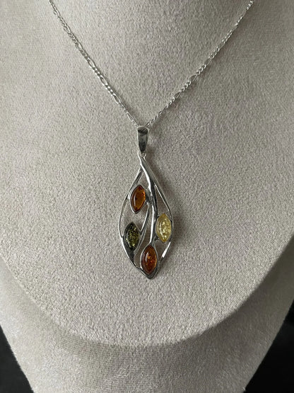 Pendentif Ambre - Feuille